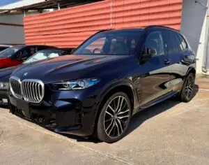 BMW X5 50e 2023